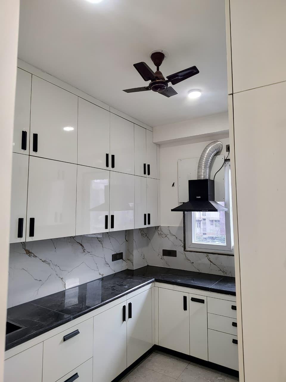 3 bhk semi furnished flat in sector 57