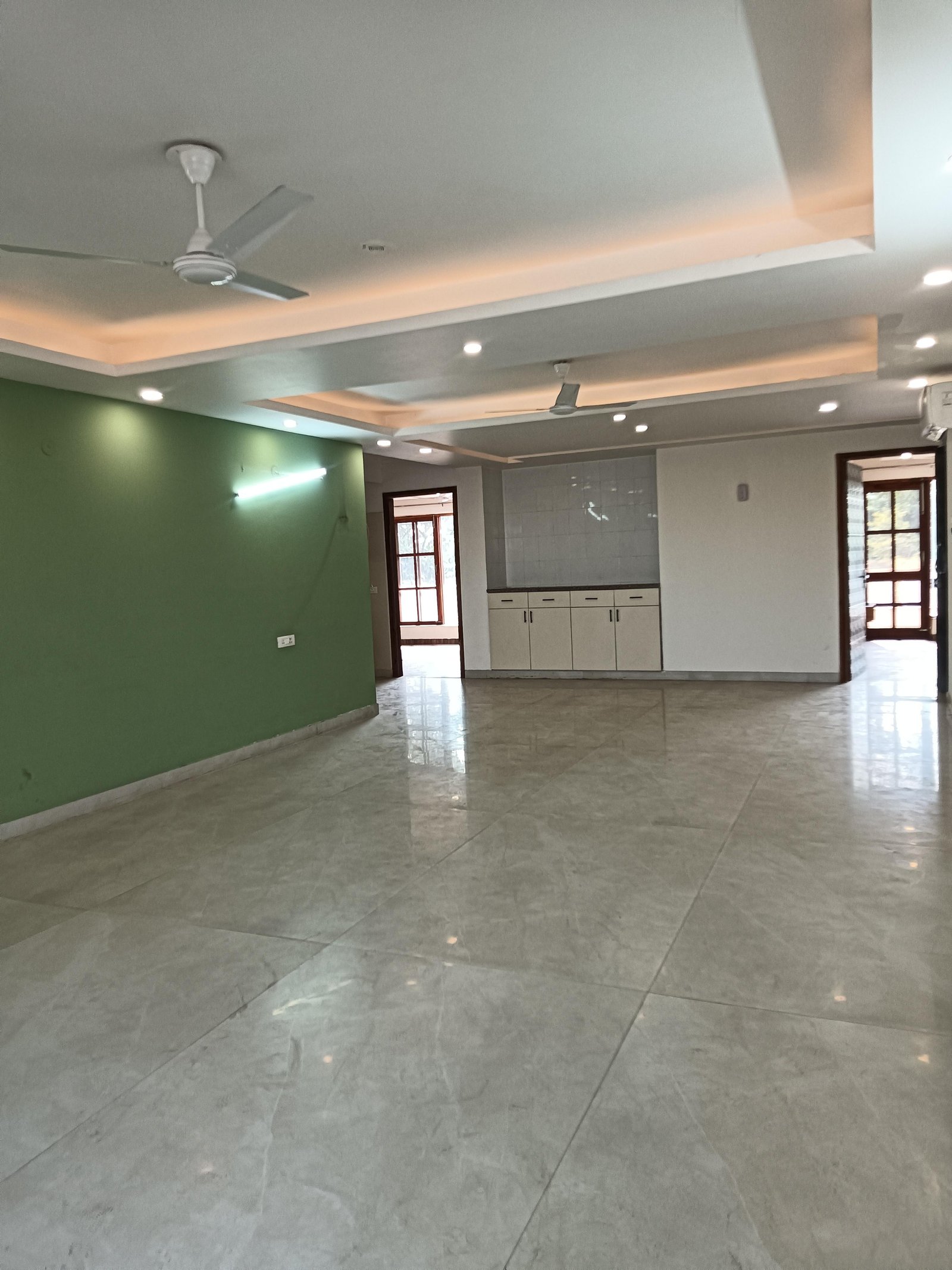 Luxury 4 bhk flat in sector 51 Mayfield garden