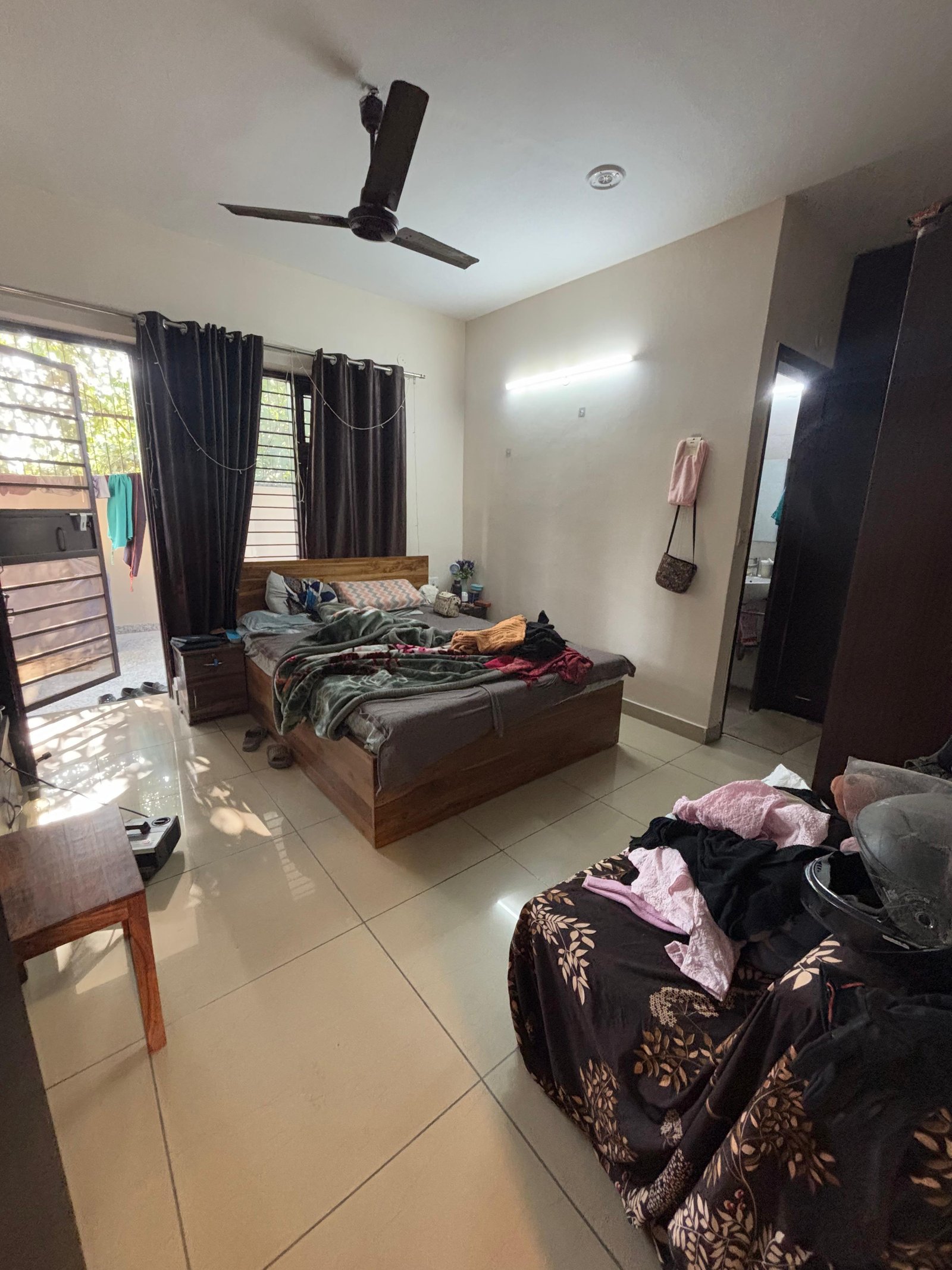 2 bhk semi furnished Flat available for rent in sector 51  Gurgaon Haryana
