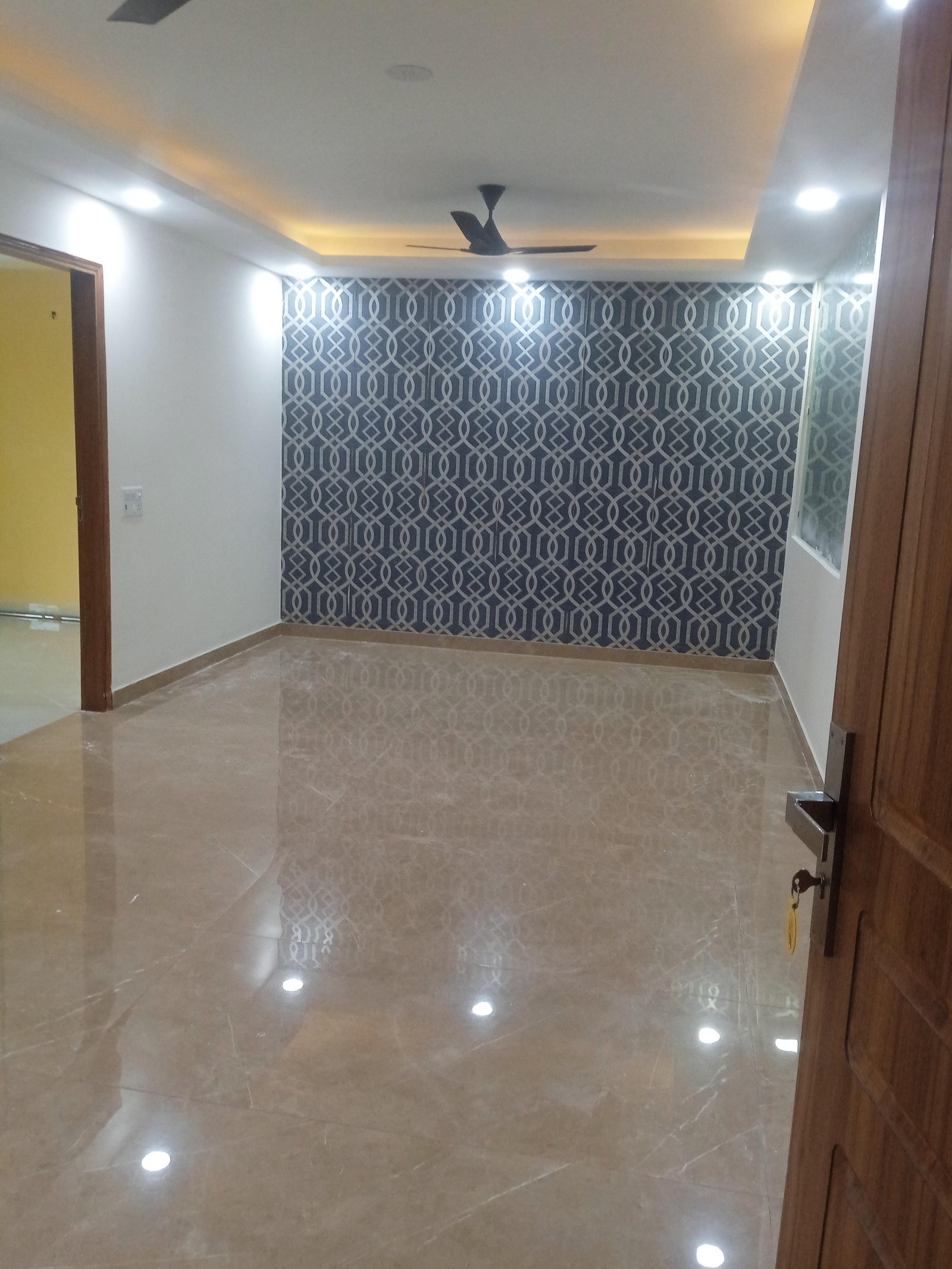 3Bhk Semi Furnised Flat in Sector 45 Gurgaon
