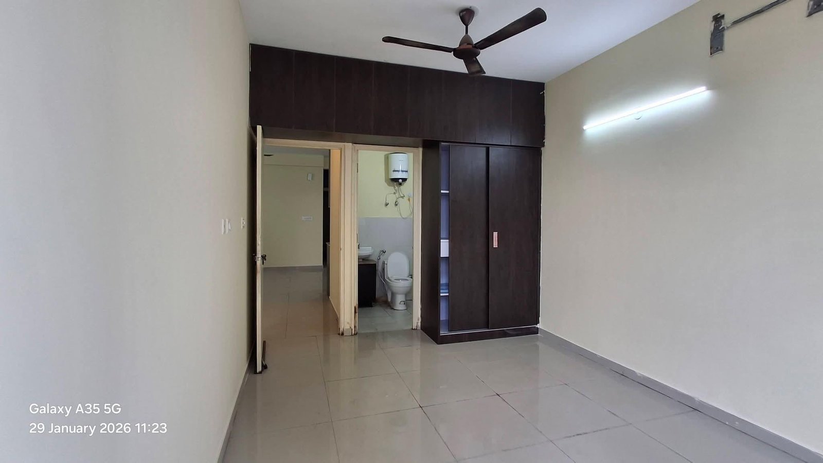 2bhk Semi frunished flat Sector 70 A Gurgoan Haryana