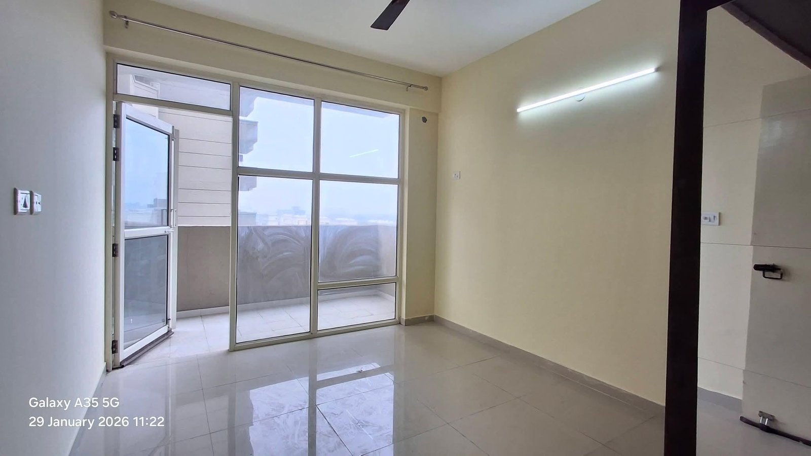 2bhk Semi frunished flat Sector 70 A Gurgoan Haryana