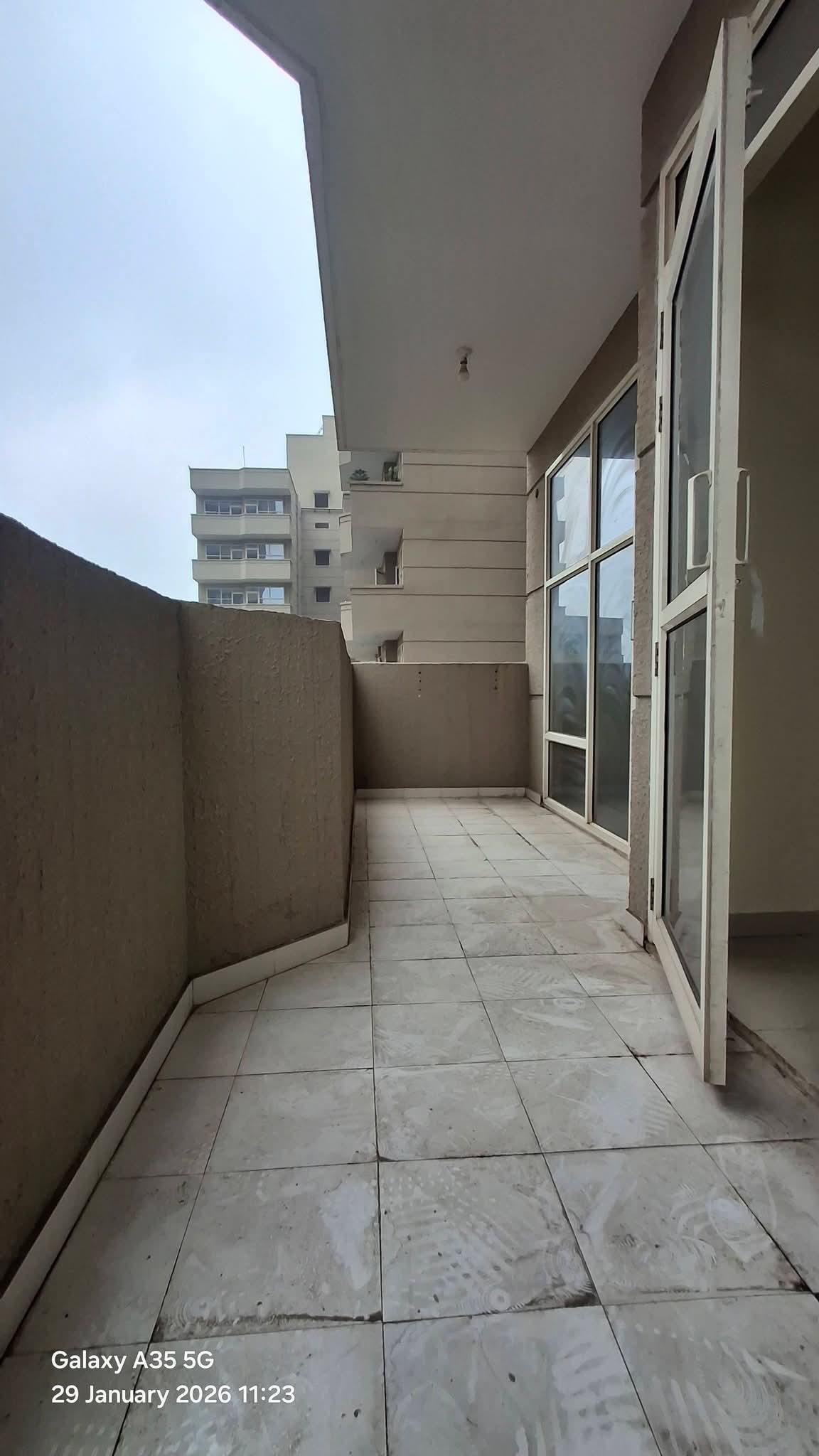 2bhk Semi frunished flat Sector 70 A Gurgoan Haryana