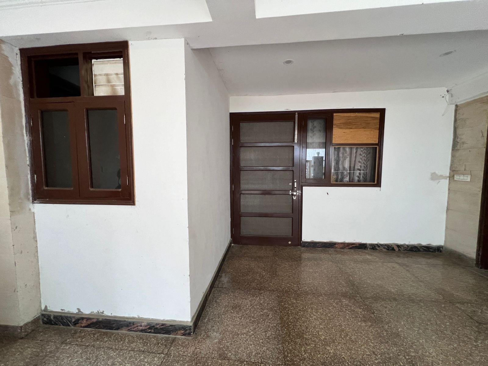 2bhk fully furnished flat in sector 46 Gurgaon