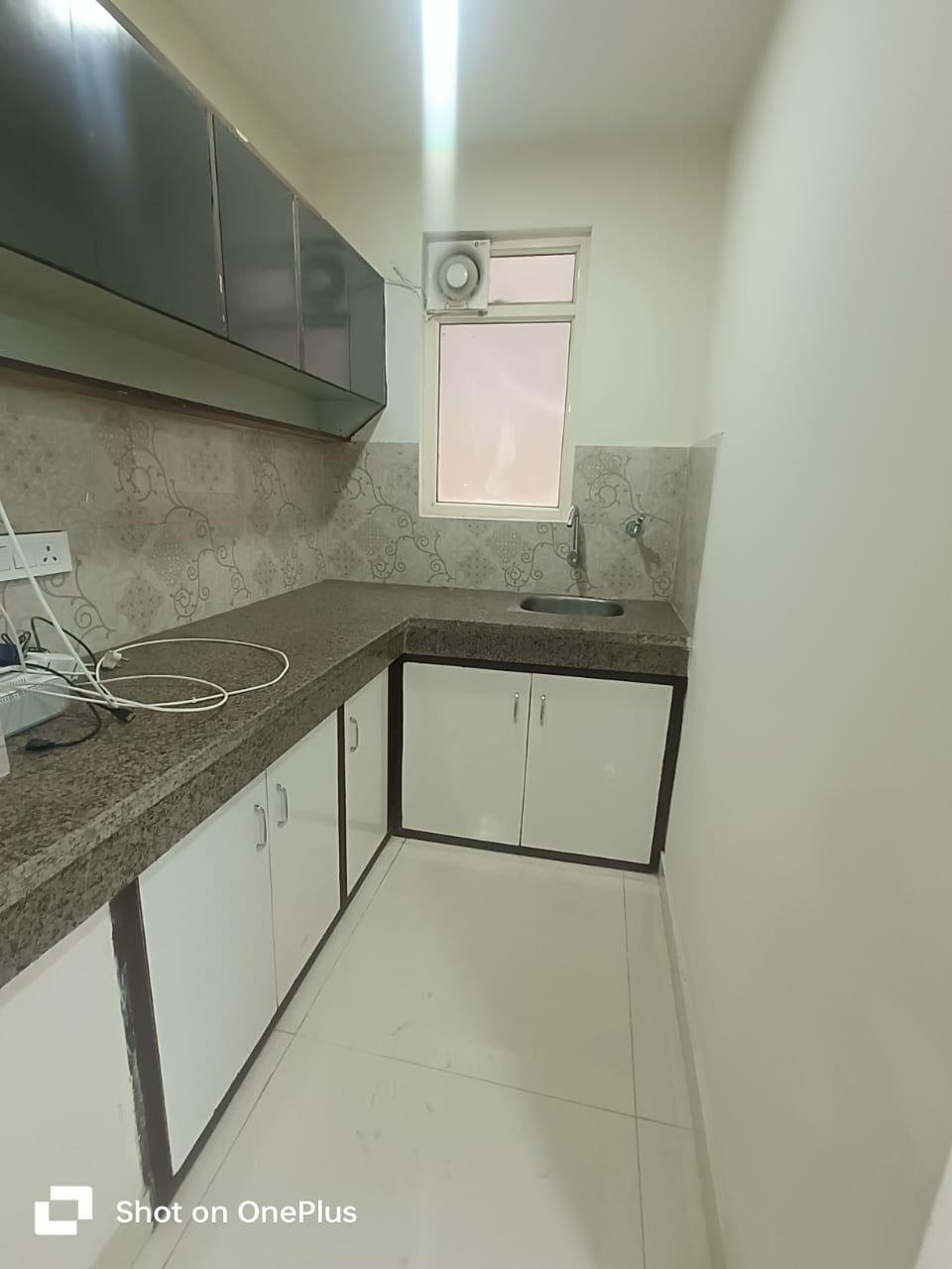 1BHK Fully furnished flat in DLF Phase 3 Gurgaon