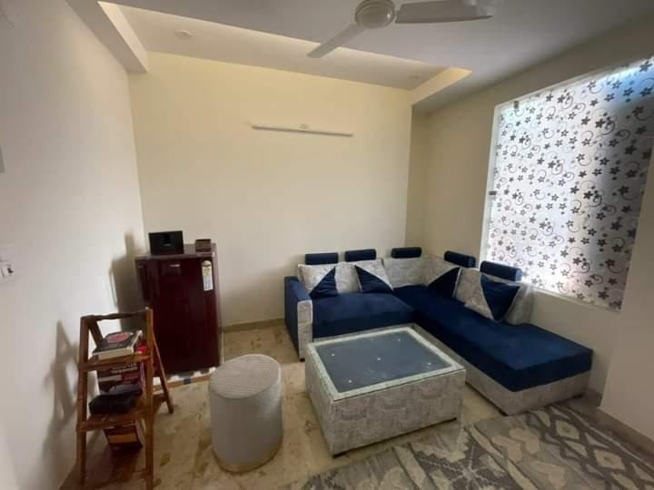 1BHK Fully furnished flat in sector 52 Gurgaon Haryana