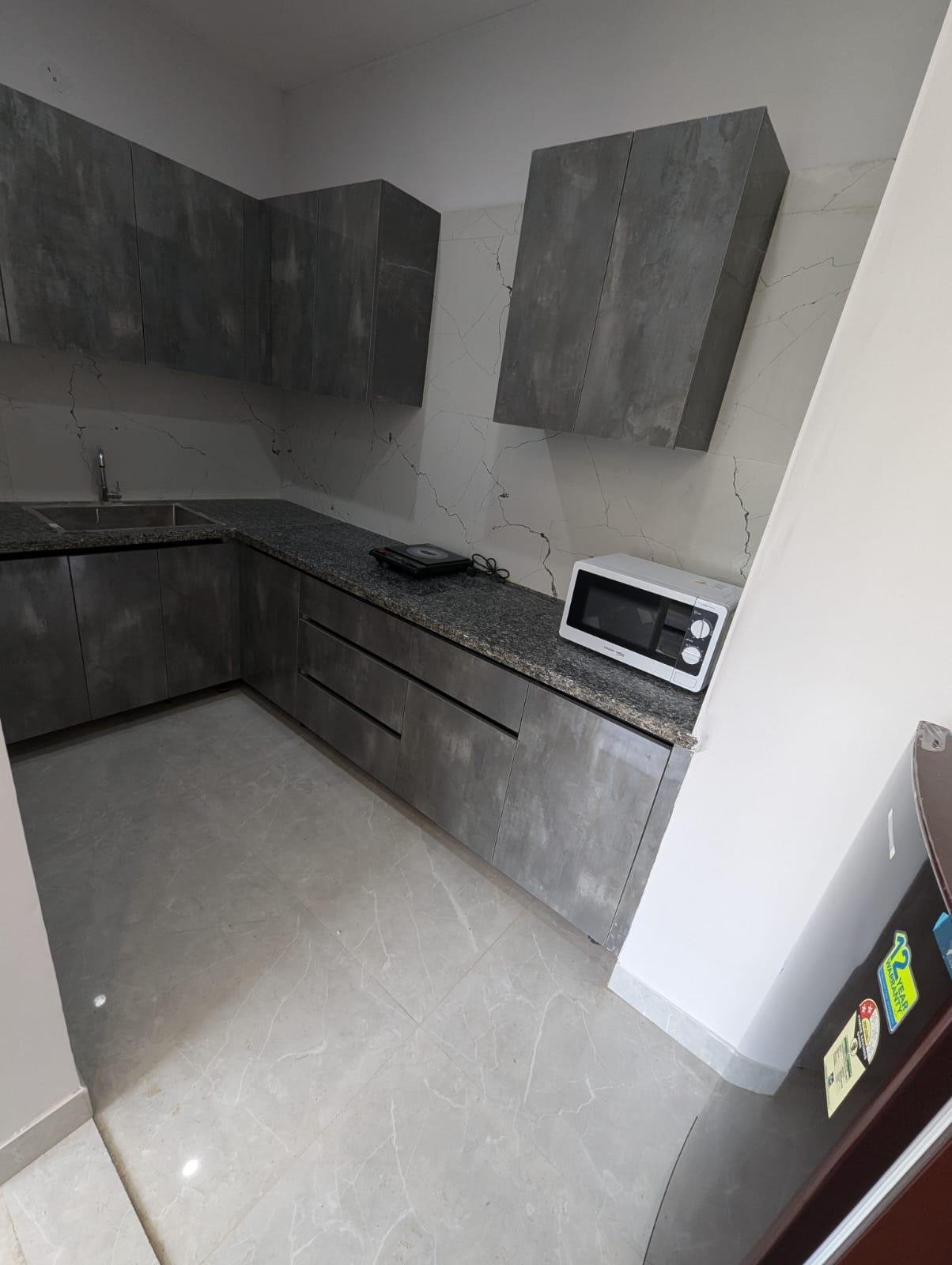 1bhk fully furnished flat DLF Phase 3 Gurgaon Haryana