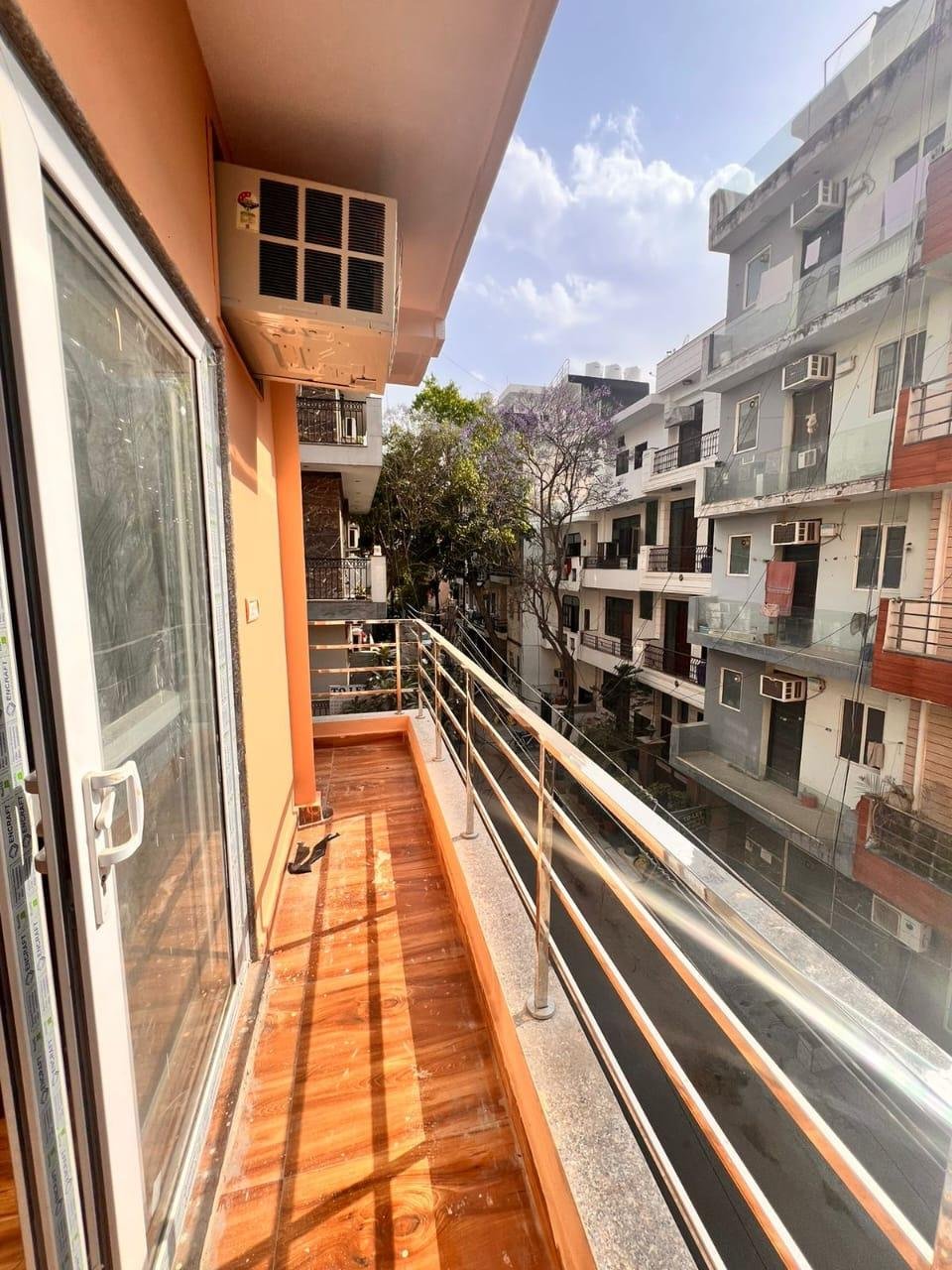 1BHK Fully furnished flat in sector 43 Gurgaon