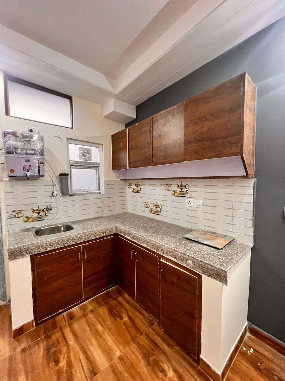 1BHK Fully furnished flat in sector 43 Gurgaon