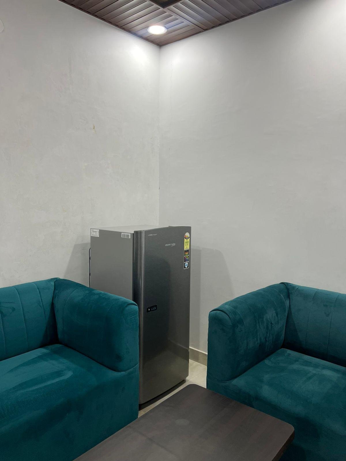 1bhk fully furnished flat in sector 43 Gurgaon Haryana