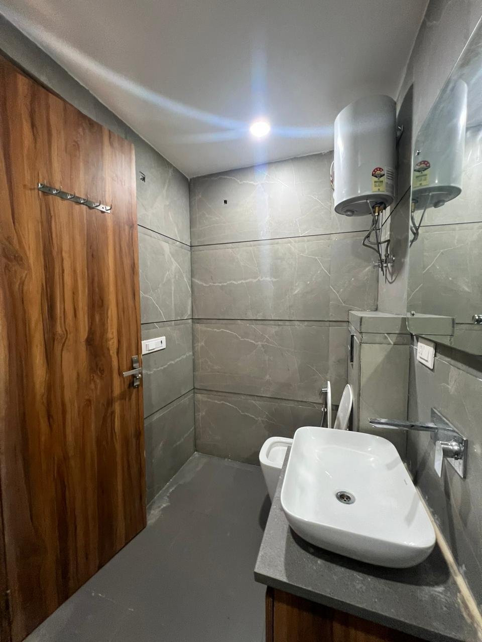 1BHK Fully Furnished Flat in Sector 43, Gurgaon  Haryana