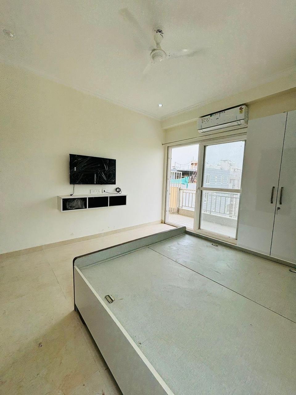 1BHK FULLY Furnished Flat in sector 38 Gurgaon Haryana