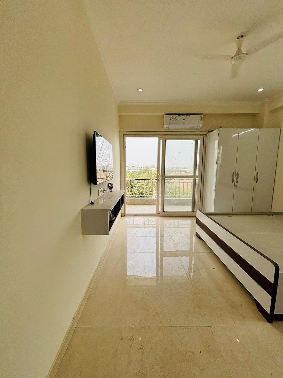 1BHK FULLY Furnished Flat in sector 38 Gurgaon Haryana