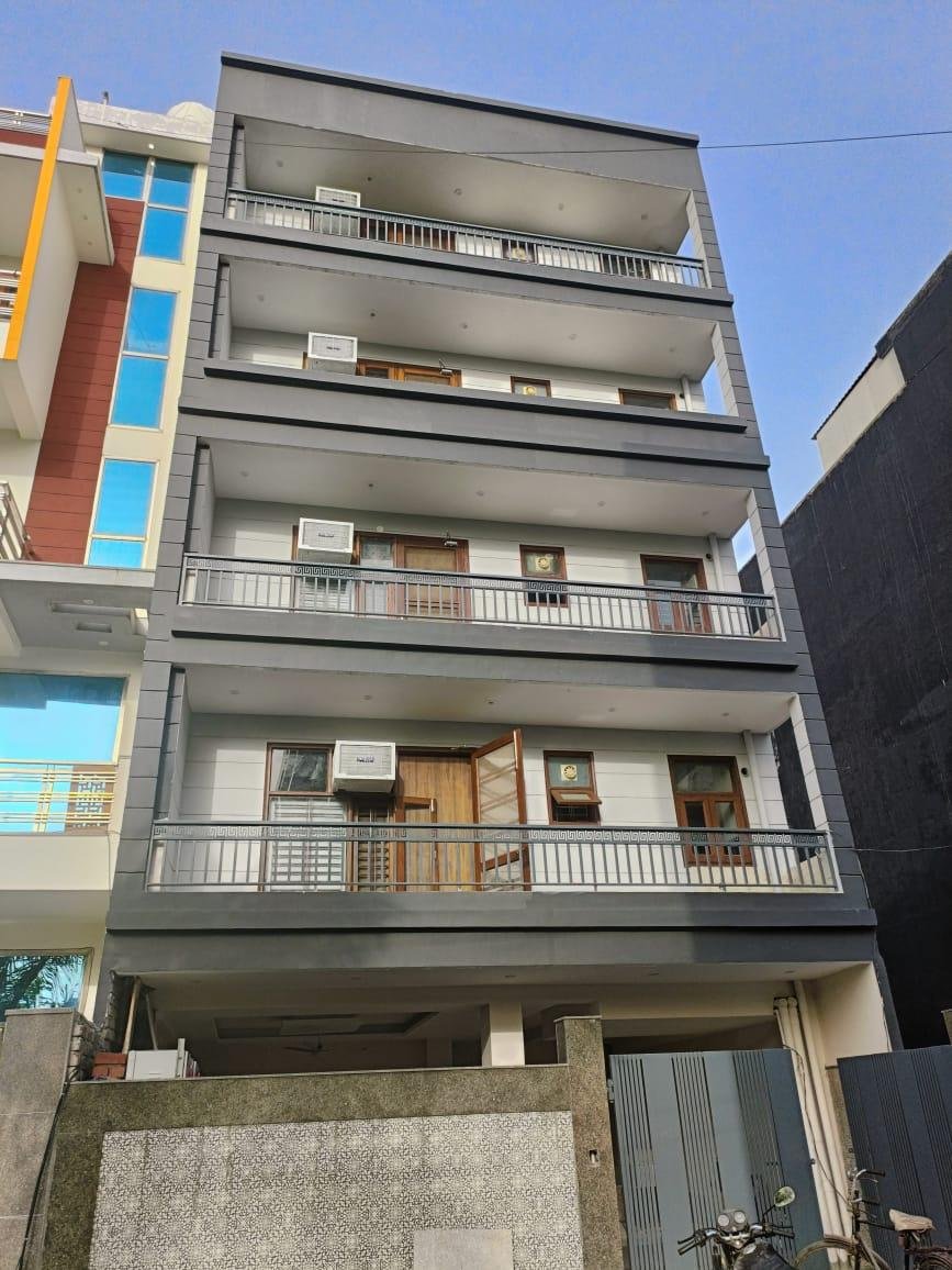 2BHK FULLY Furnished Flat In Sector 28 Gurgaon Haryana