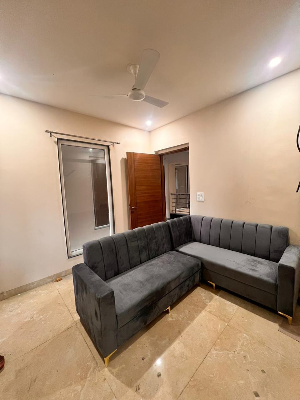 1BHK FULLY Furnished Flat In Sector 17 Gurgaon Haryana
