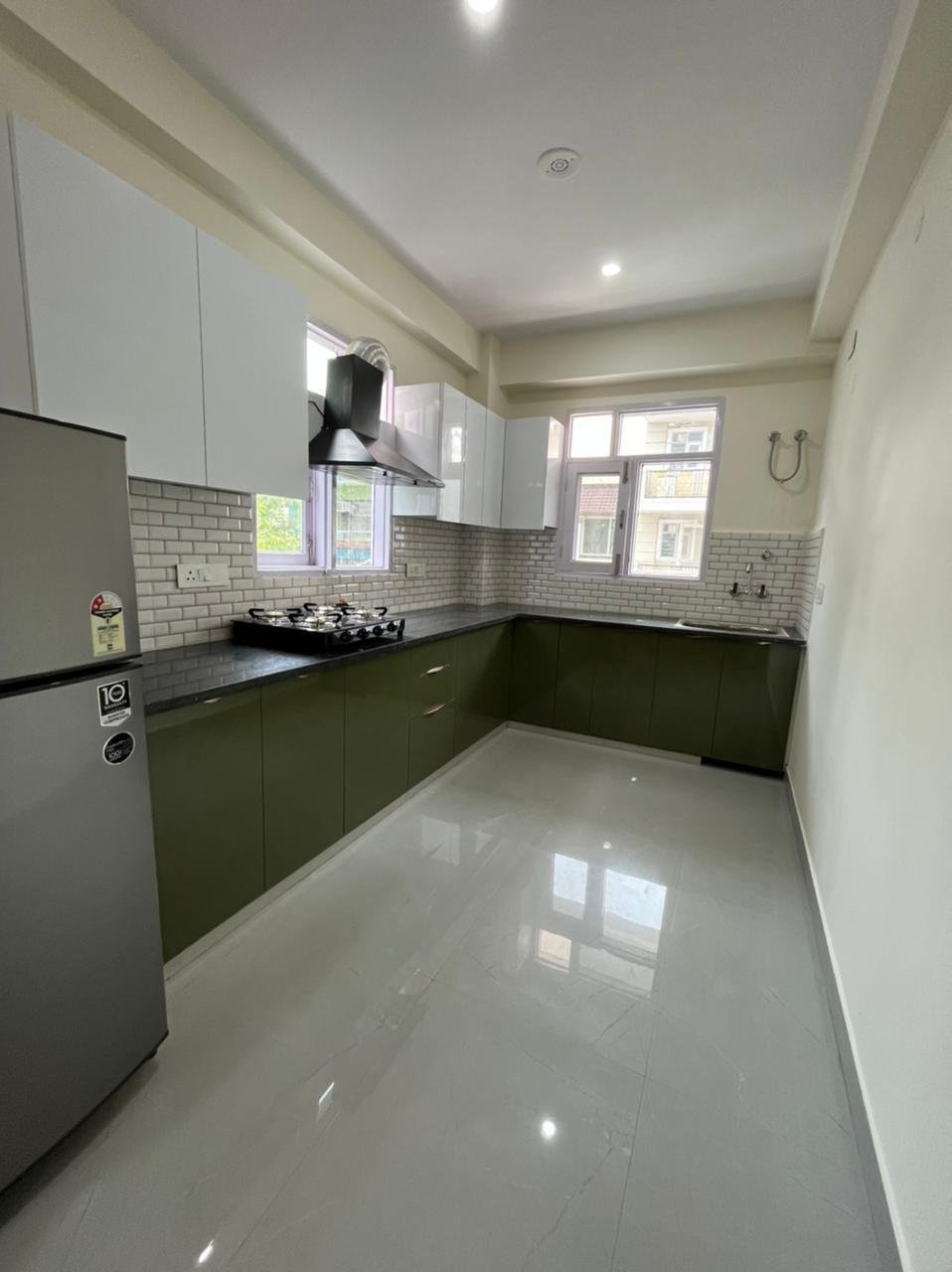 3BHK Fully furnished flat in sector 27 Gurgaon Haryana