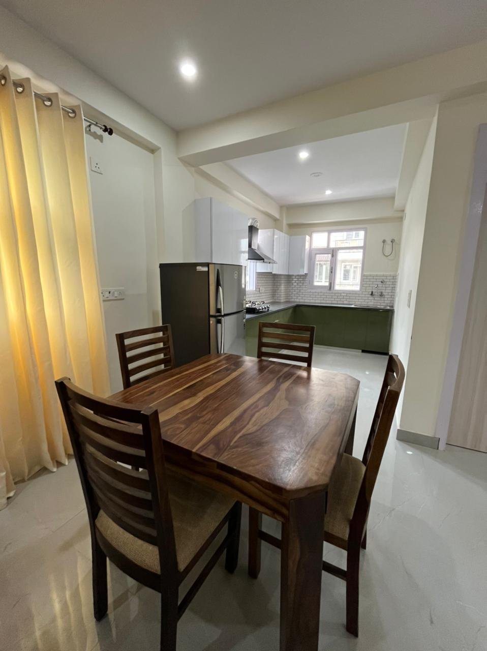 3BHK Fully furnished flat in sector 27 Gurgaon Haryana