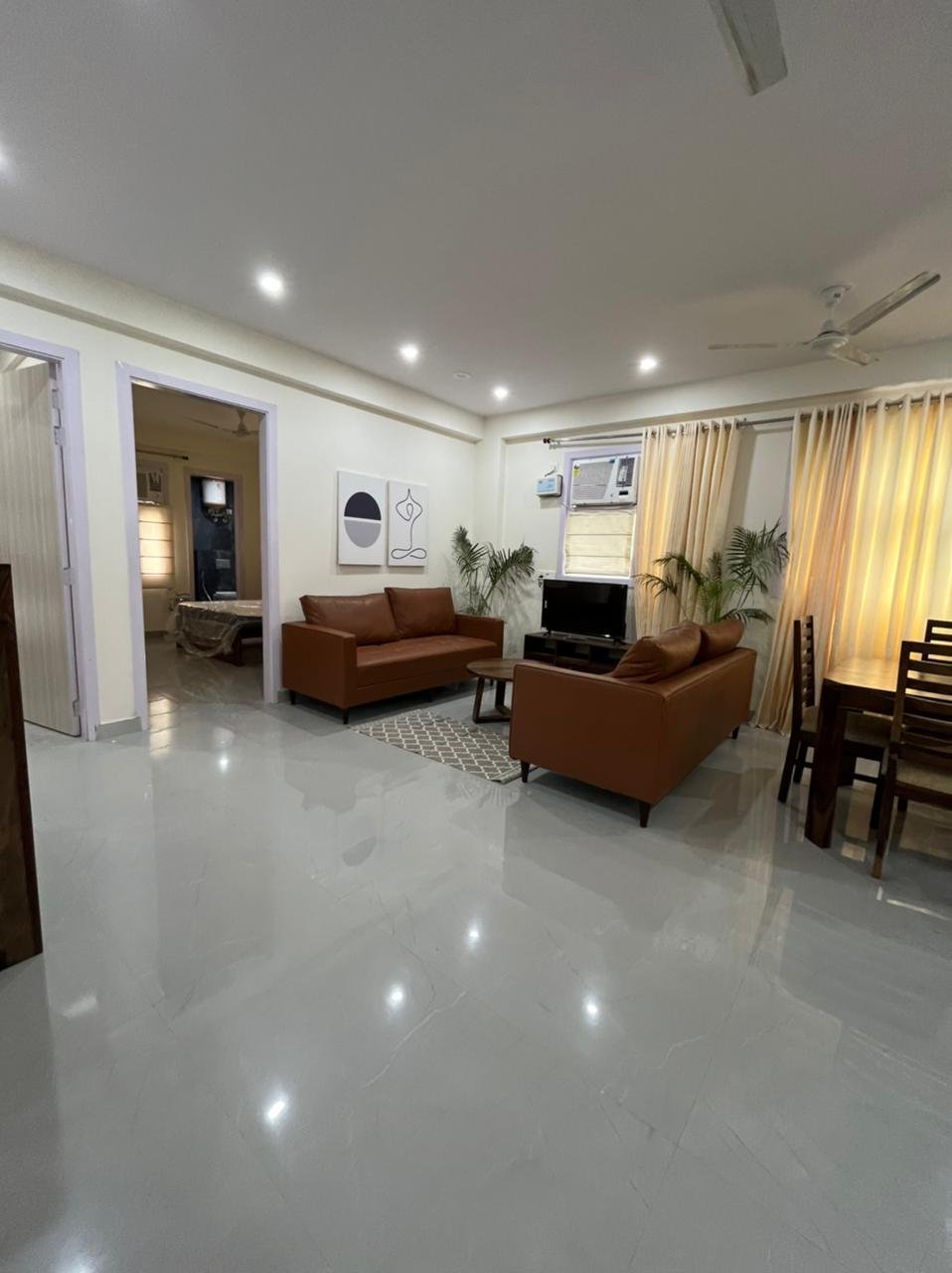 3BHK Fully furnished flat in sector 27 Gurgaon Haryana