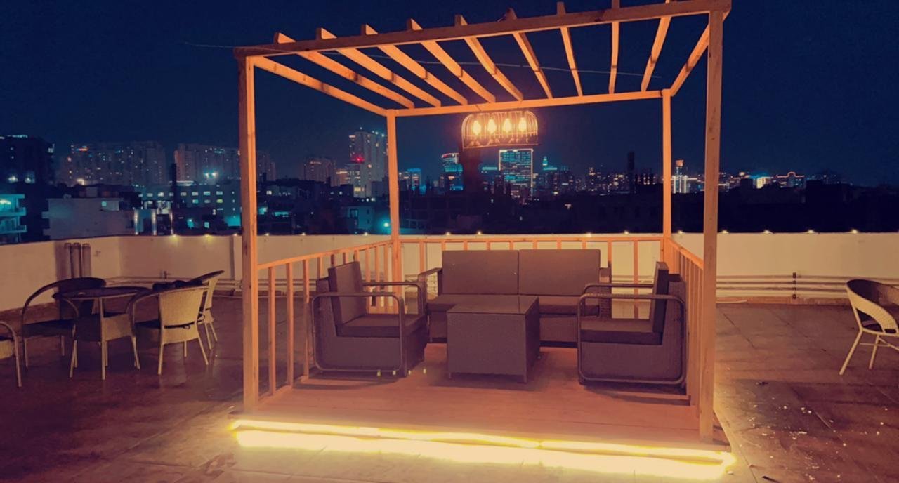 1BHK FULLY Furnished Flat In Sector 43 Sushant lok 1 Gurgaon Haryana