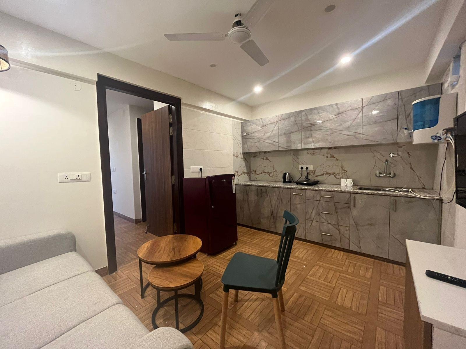 1BHK FULLY Furnished Flat In Sector 43 Sushant lok 1 Gurgaon Haryana