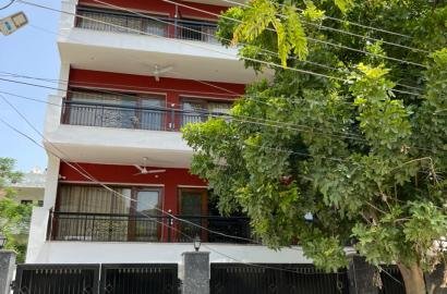 3BHK Fully furnished flat in sector 28 Gurgaon Haryana