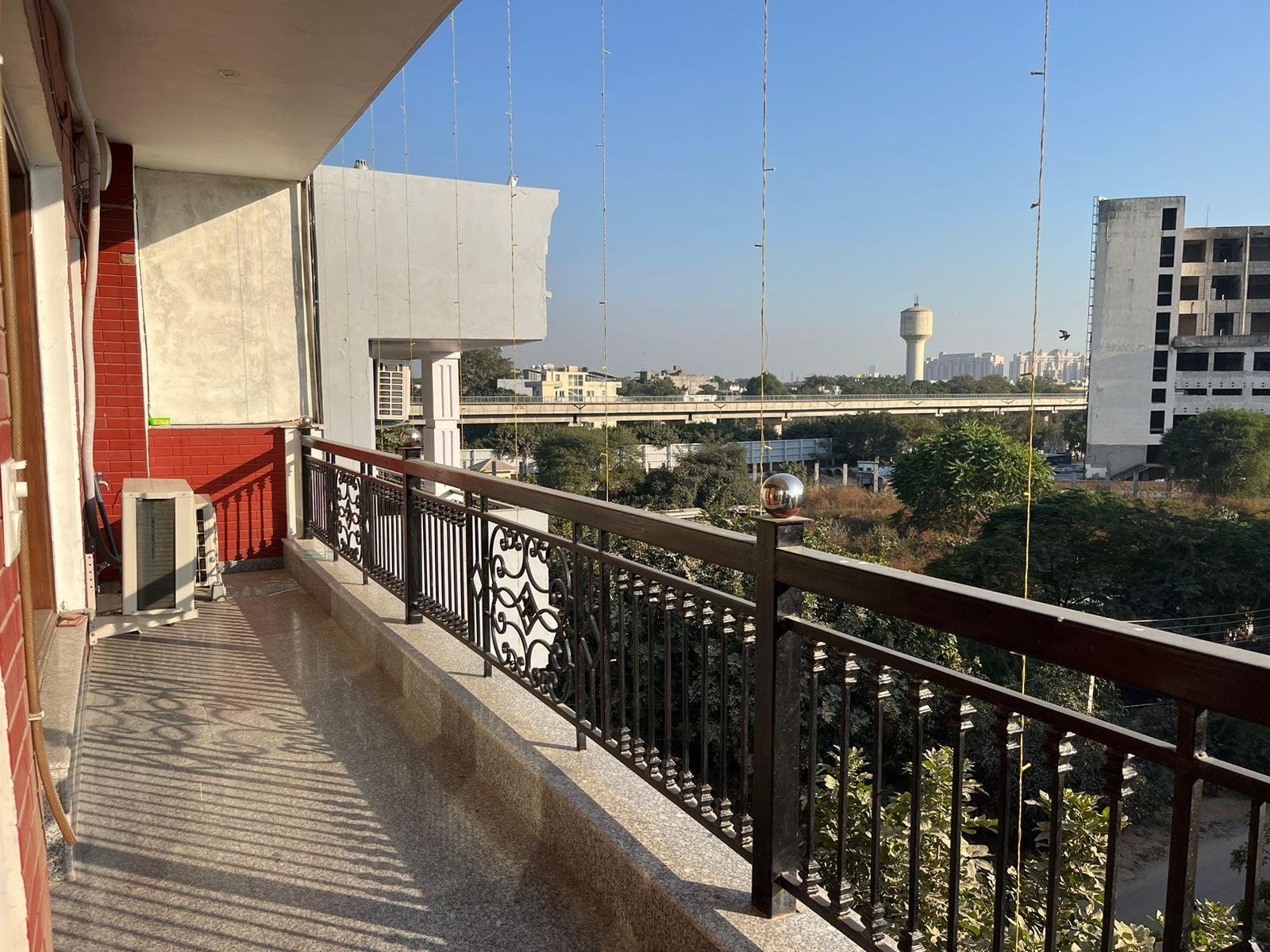 3BHK Fully furnished flat in sector 28 Gurgaon Haryana