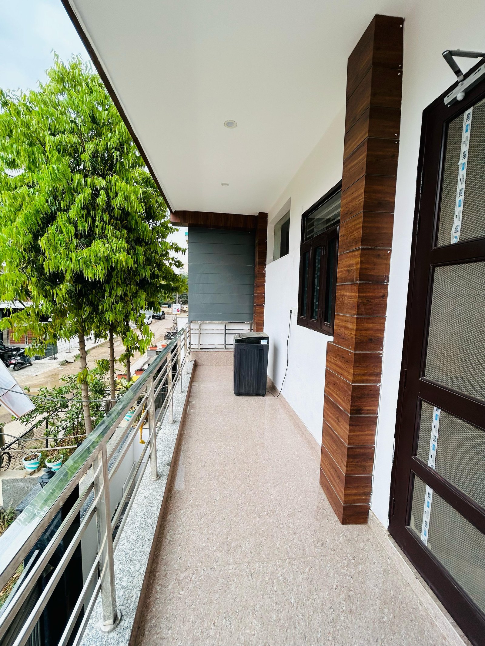 3BHK fully furnised flat in Sector 52 Gurgaon Haryana