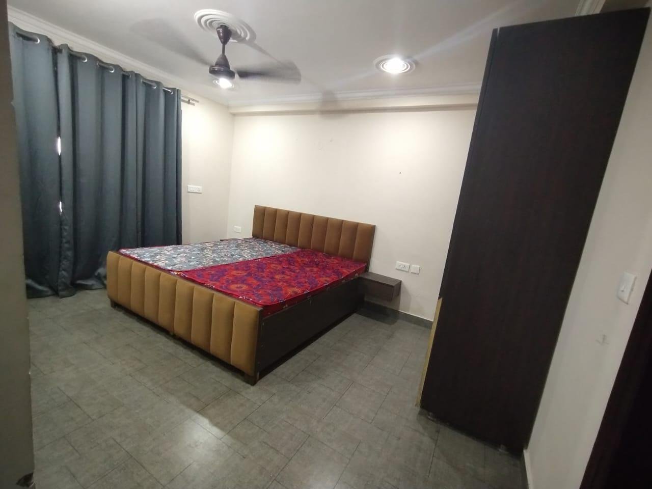 2BHK Fully Furnished Floor  in Sector 53, DLF Exclusive Floors, Gurgaon