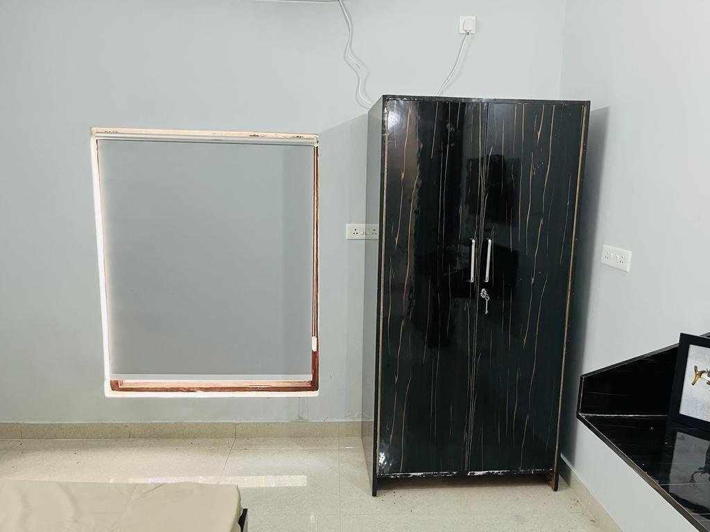 2BHK Fully Furnised flat in Sector 52 Gurgaon Haryana