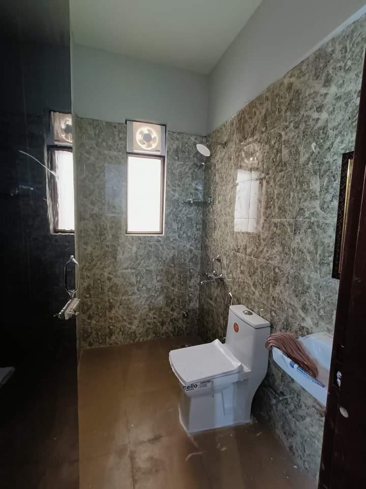 1BHK  Fully Furnised Flat IN  Sector 52 Gurgaon Haryana