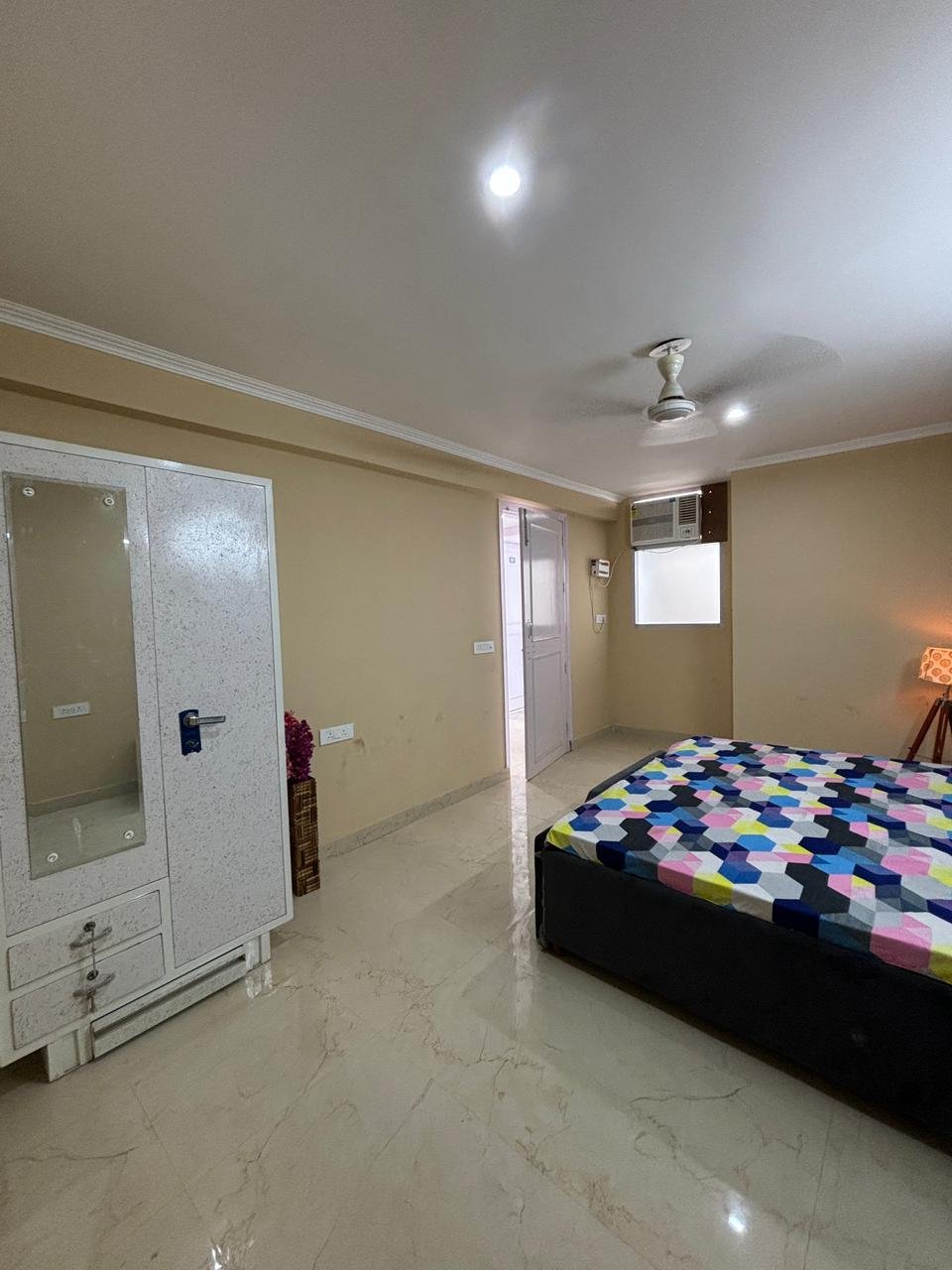 1RK fully furnised flat in dlf ph 3 Gurgaon