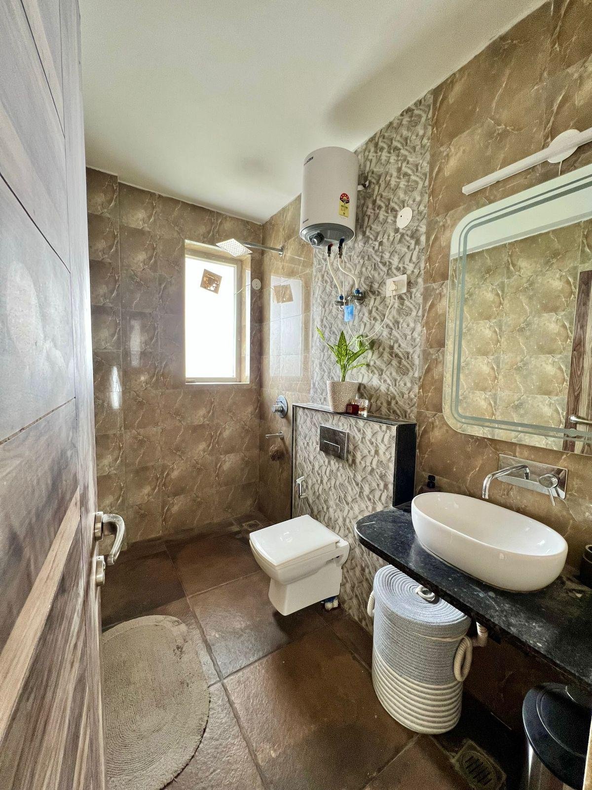 2BHK Fully Furnished Floor available for rent in Sector 53, DLF Exclusive Floors, Gurgaon